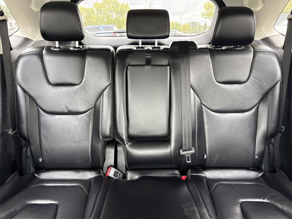 Used 2022 Ford Edge Titanium image 31