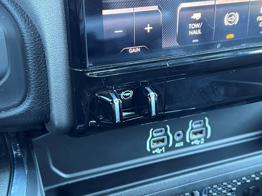 New 2025 RAM 3500 Laramie image 48