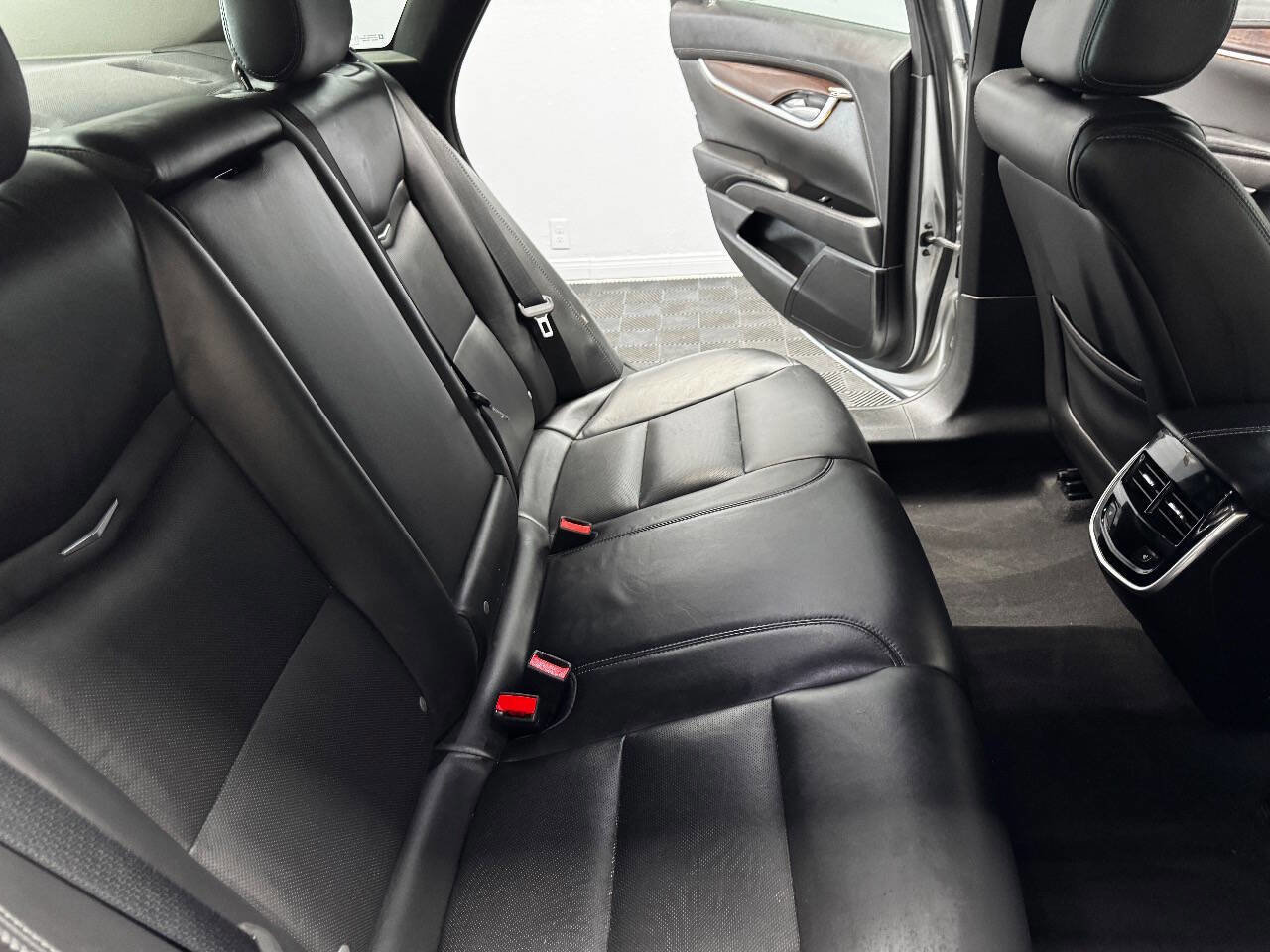 Used 2017 Cadillac XTS Luxury image 47