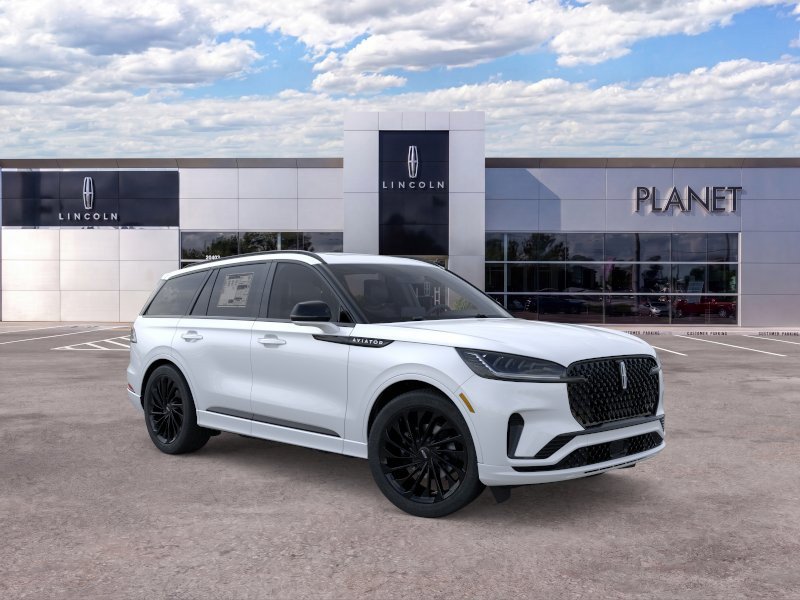 New 2026 Lincoln Aviator Reserve w/ Jet Appearance Package RWD image 7