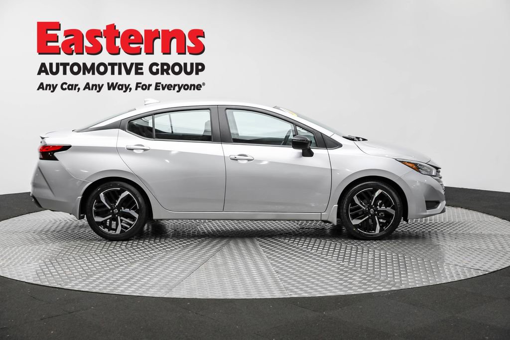 Used 2025 Nissan Versa SR w/ Trunk Package image 4