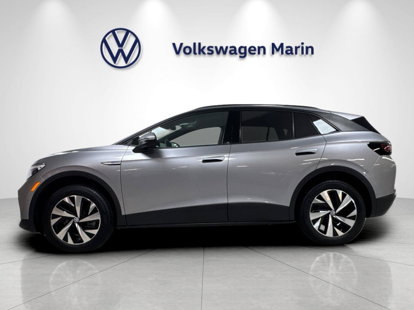 Used 2023 Volkswagen ID.4 Pro AWD/4WD image 2