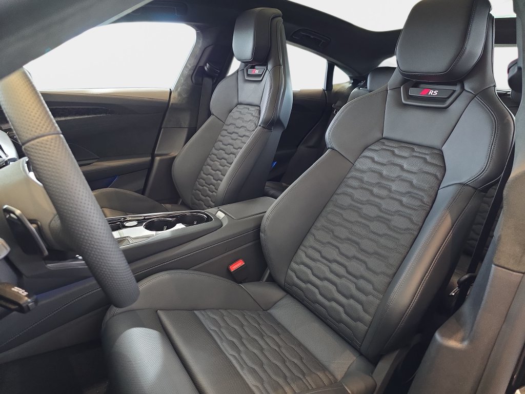 New 2026 Audi RS e-tron GT performance AWD/4WD image 15