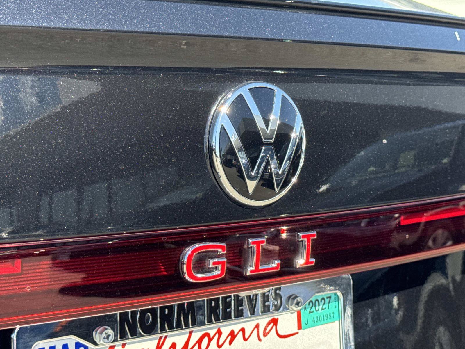Certified 2025 Volkswagen Jetta GLI Autobahn w/ GLI Black Package FWD image 29