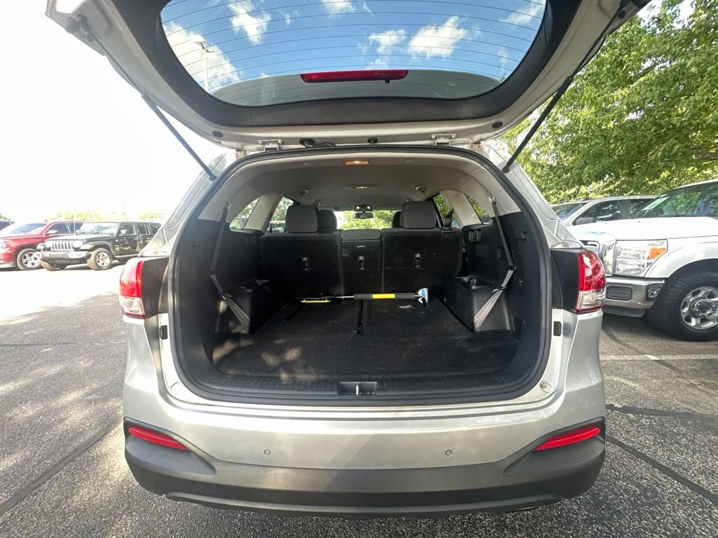Used 2018 Kia Sorento AWD image 10