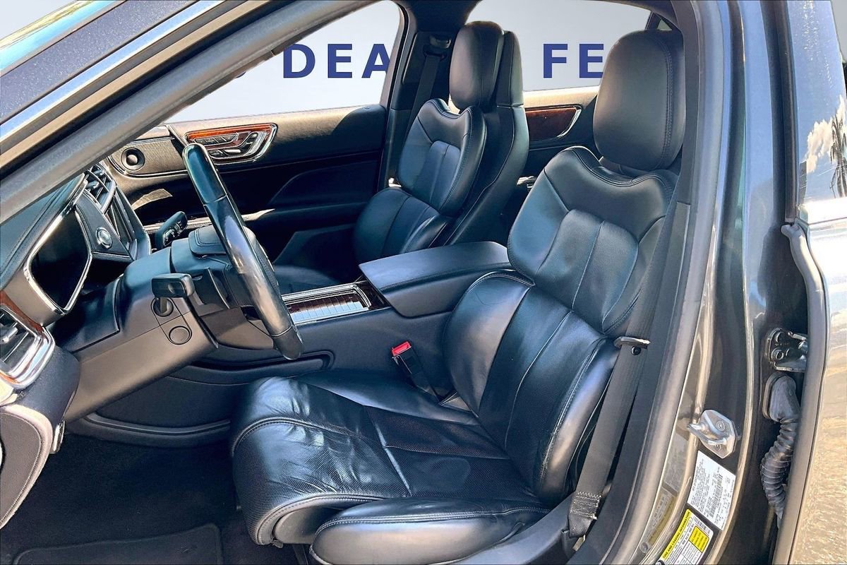 Used 2018 Lincoln Continental Reserve w/ Continental Climate Package image 21