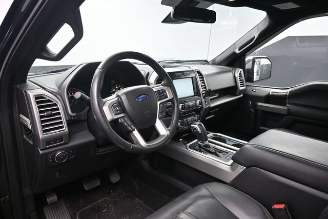 Used 2015 Ford F150 Platinum w/ Equipment Group 701A Luxury AWD/4WD image 13