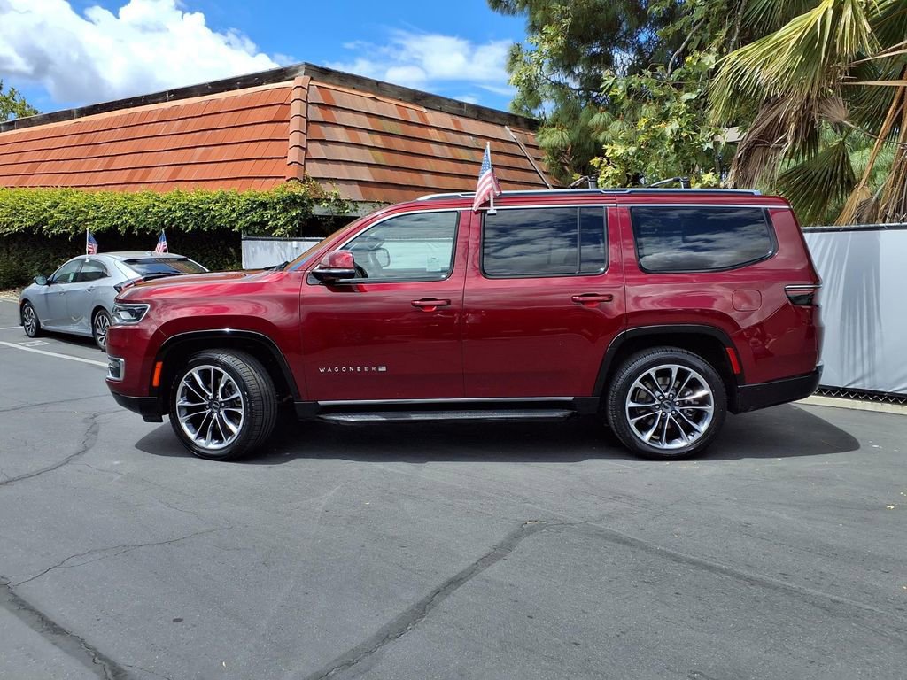 Used 2022 Jeep Wagoneer Series II w/ Premium Group I AWD/4WD image 3
