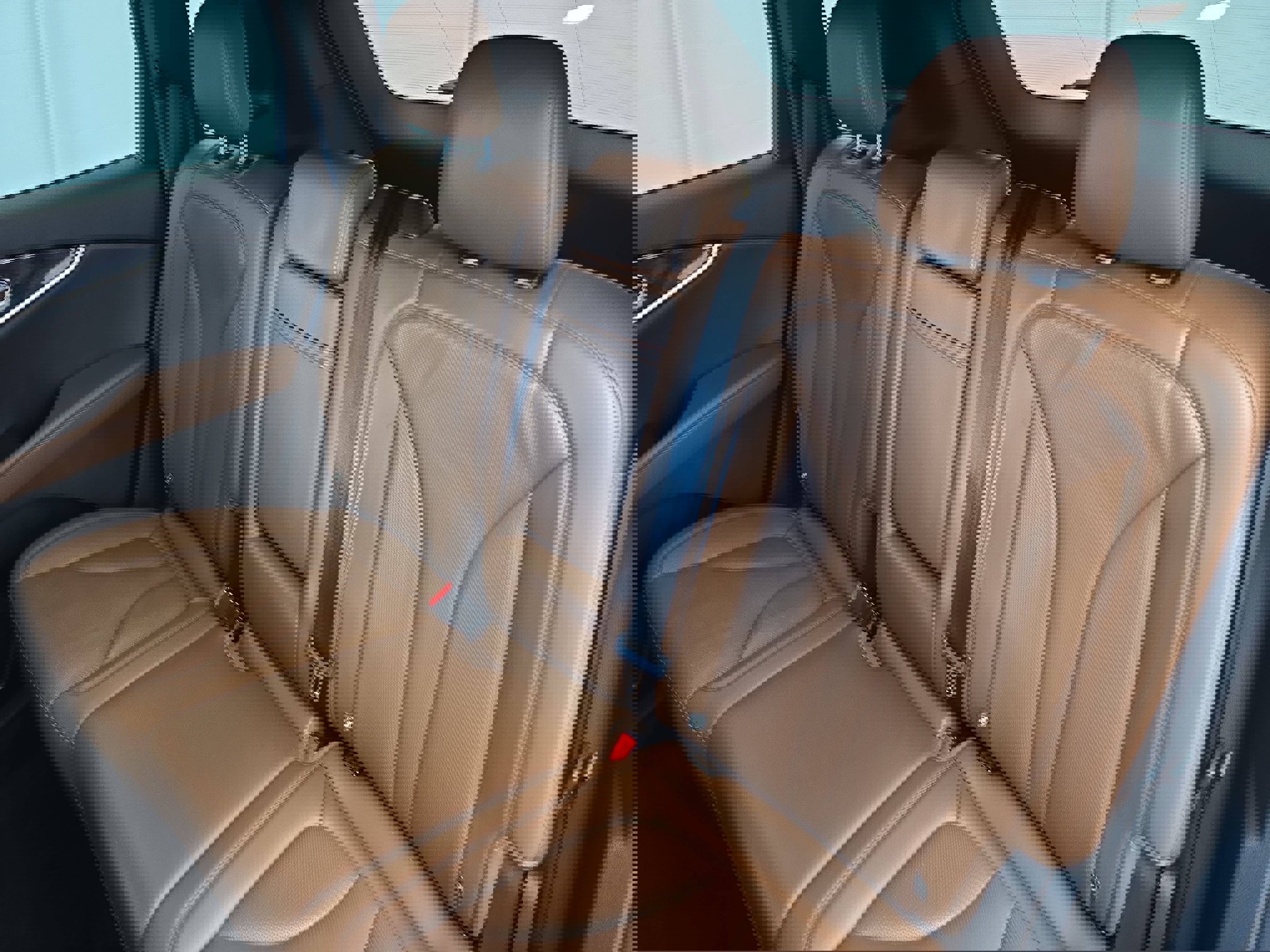 Used 2023 Lincoln Nautilus Reserve image 14