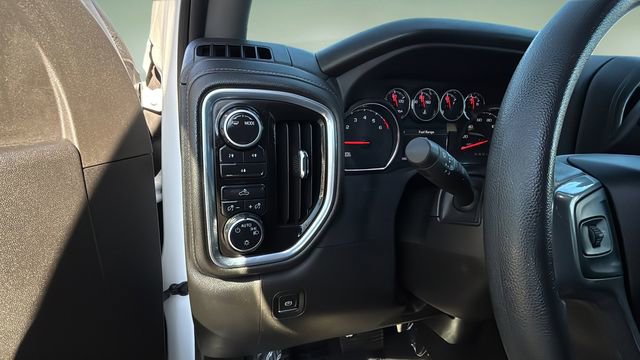 Used 2022 Chevrolet Silverado 2500 LT image 21