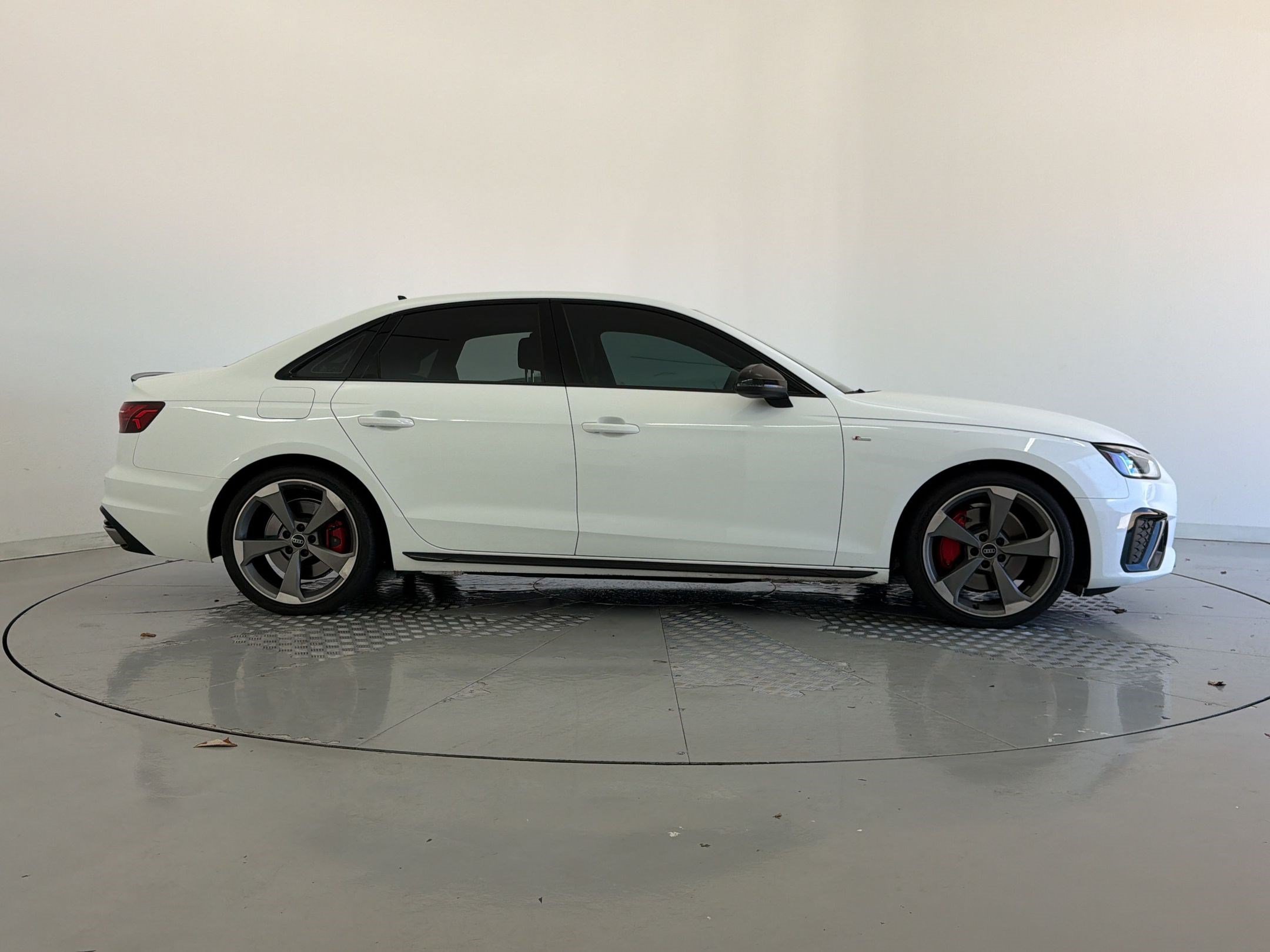 Used 2023 Audi A4 2.0T Premium Plus w/ Premium Plus Package AWD/4WD image 8