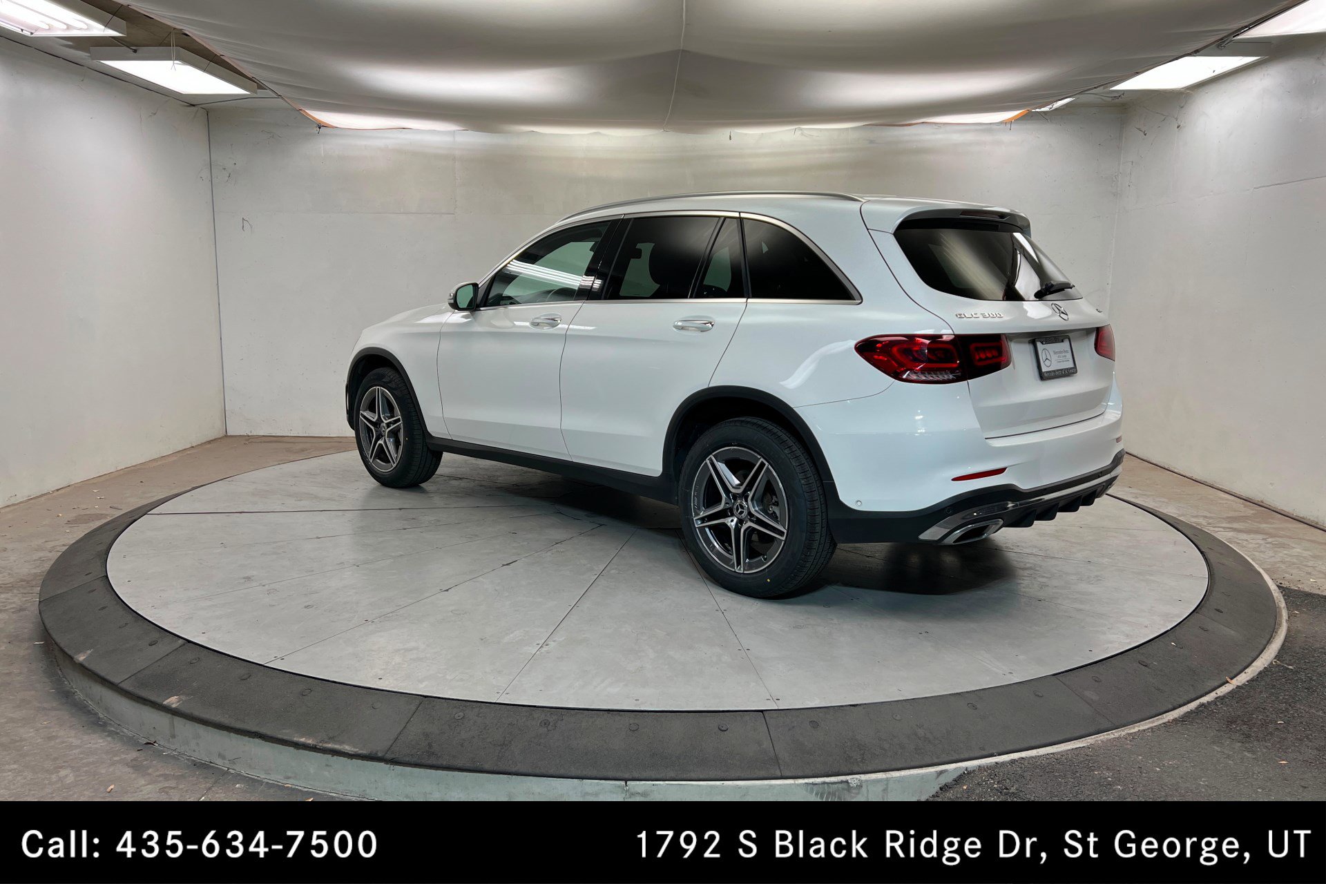 Certified 2022 Mercedes-Benz GLC 300 4MATIC image 3