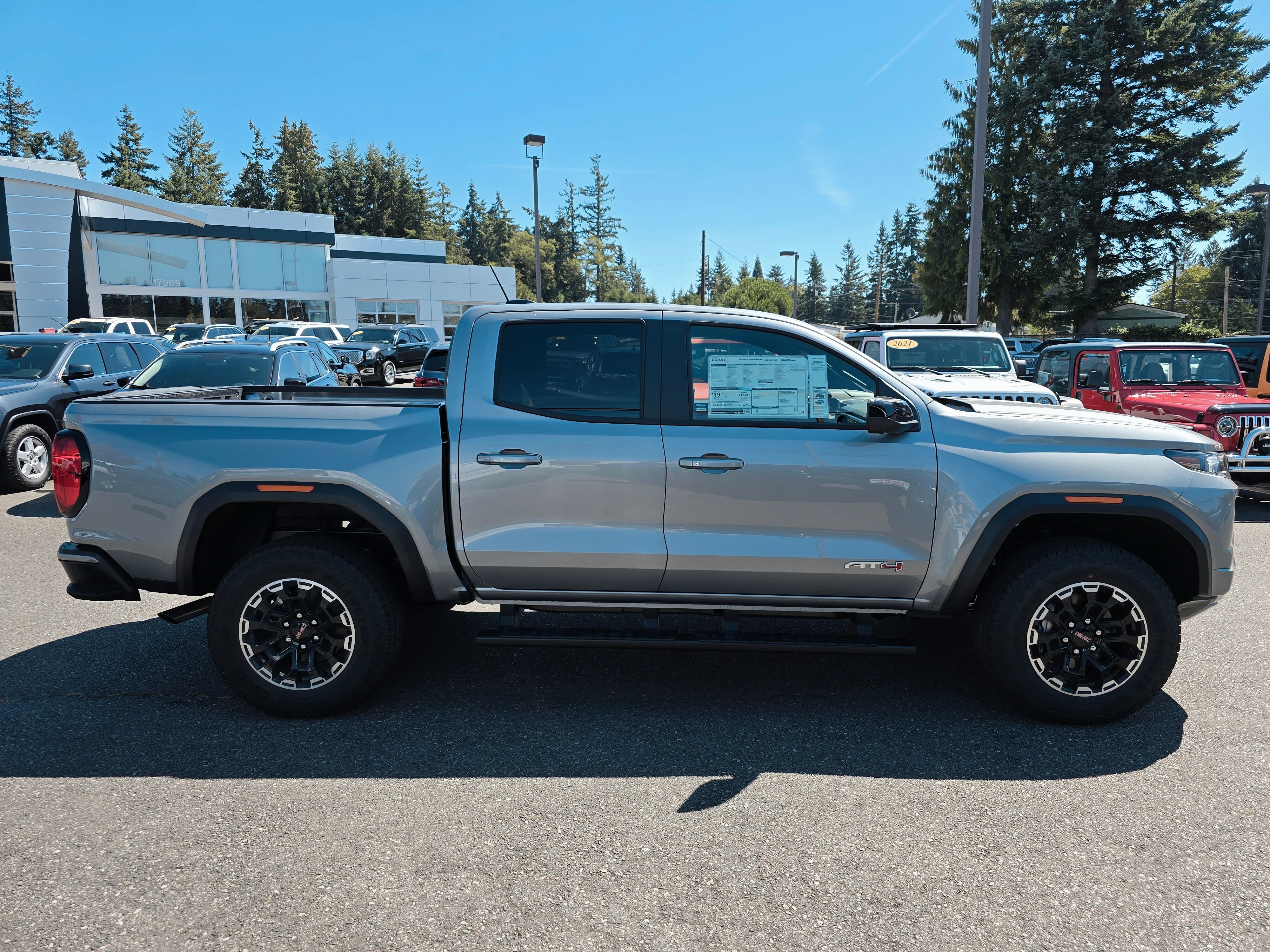 New 2026 GMC Canyon AT4 w/ Technology Plus Package image 8