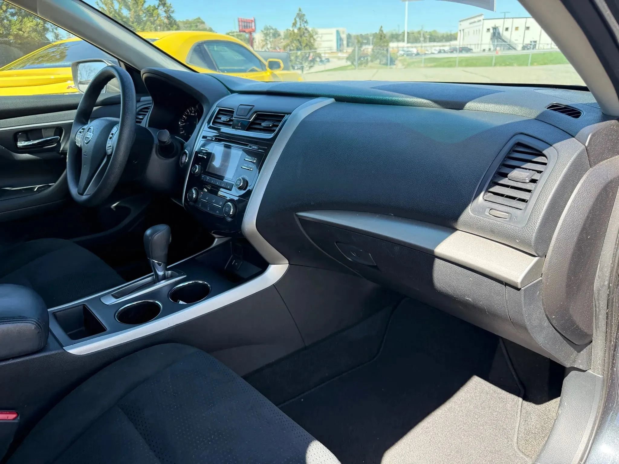 Used 2015 Nissan Altima 2.5 S w/ Power Driver Seat Package FWD image 19