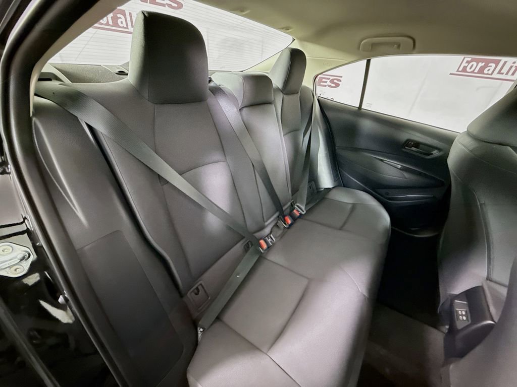 Certified 2025 Toyota Corolla LE FWD image 29