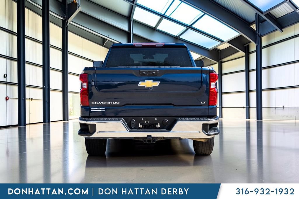 Used 2022 Chevrolet Silverado 1500 LT AWD/4WD image 24