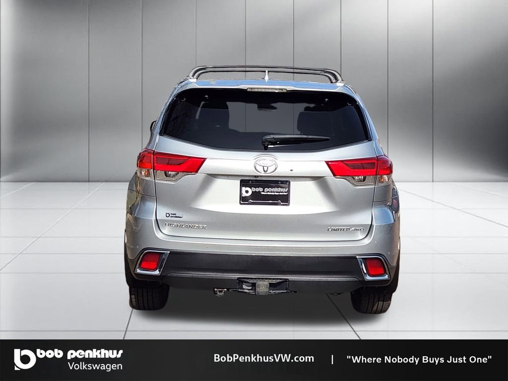 Used 2019 Toyota Highlander Limited Platinum image 25