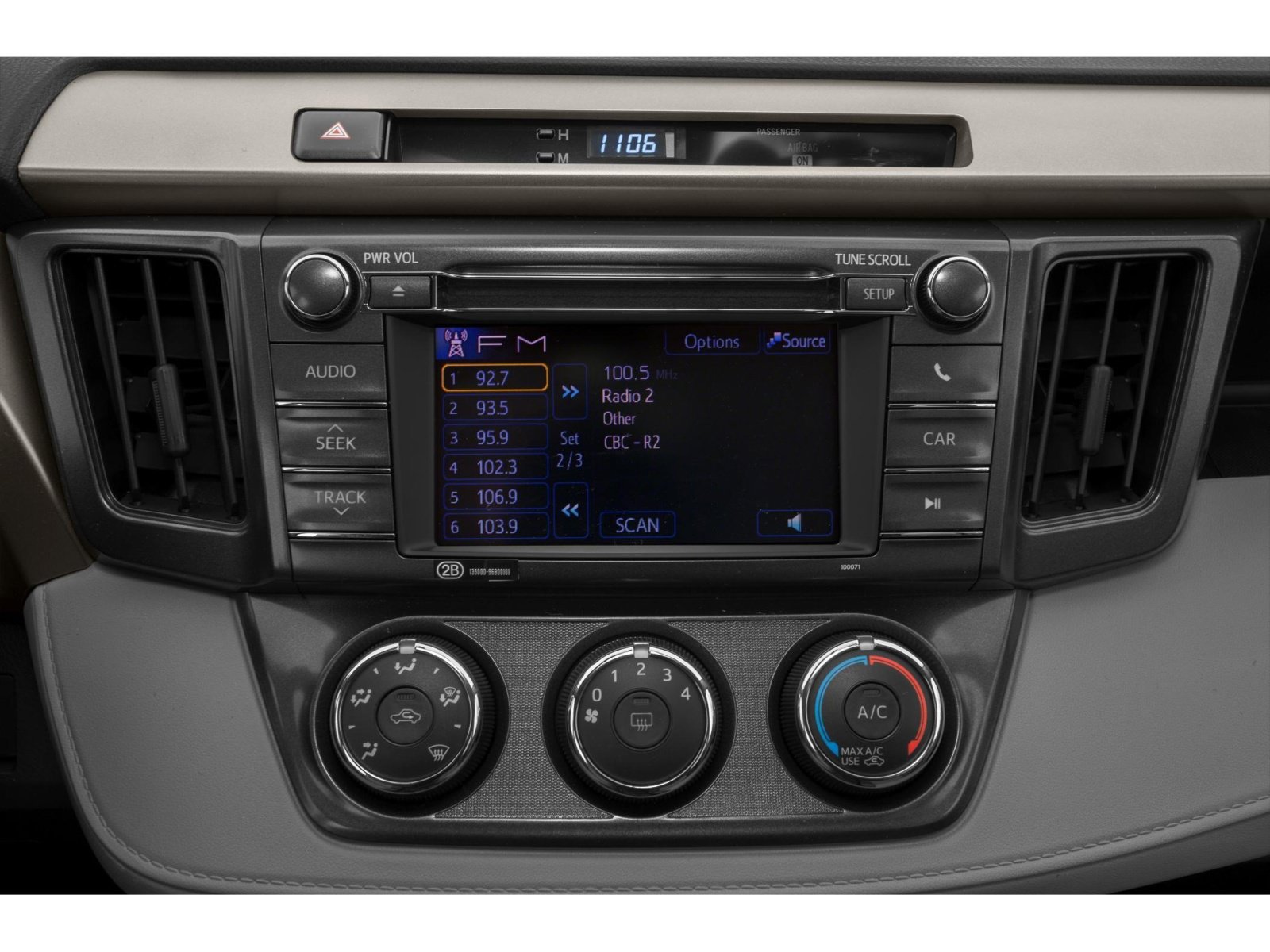 Used 2015 Toyota RAV4 LE FWD image 10