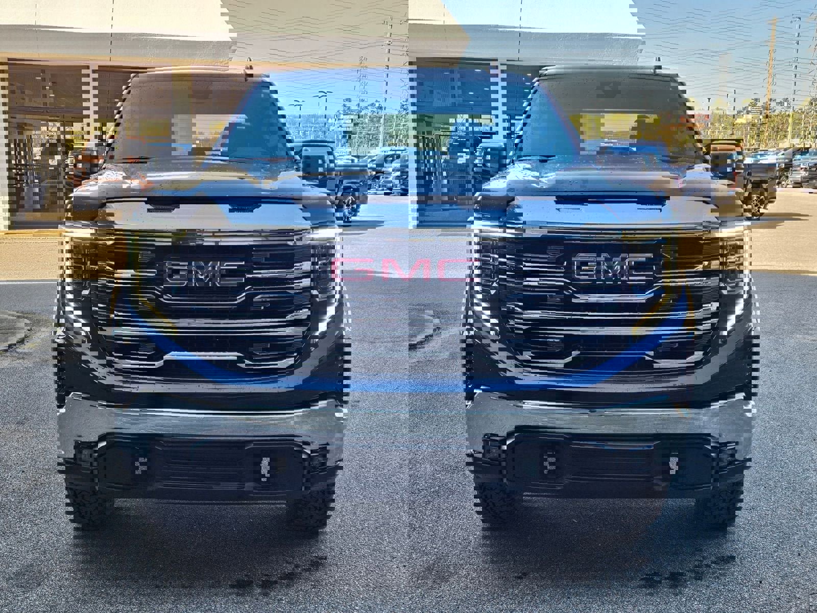 Used 2025 GMC Sierra 1500 SLT image 9