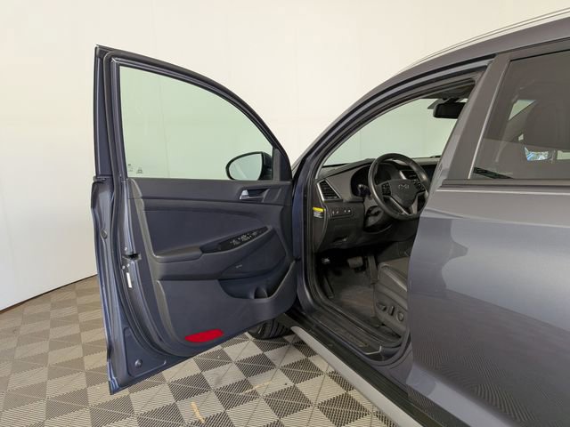 Used 2017 Hyundai Tucson Limited w/ Cargo Package AWD/4WD image 12