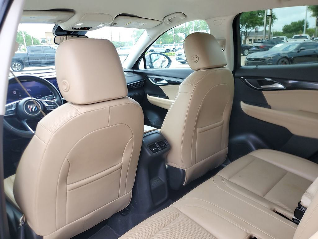 Used 2024 Buick Envision Preferred AWD/4WD image 9