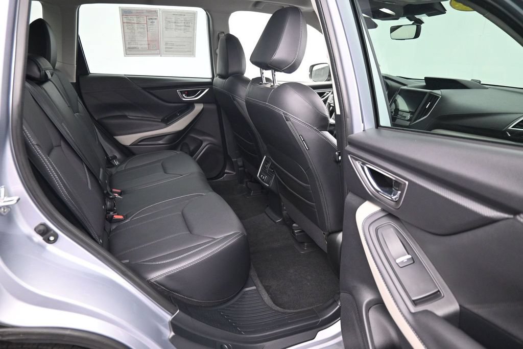 Used 2023 Subaru Forester Limited w/ Popular Package #2 AWD/4WD image 12