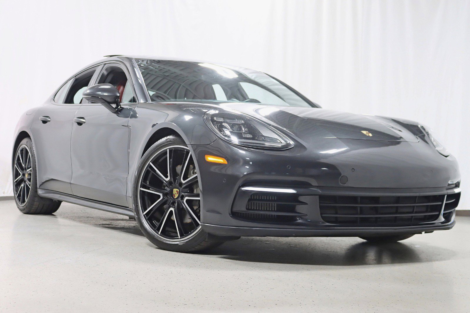 Used 2018 Porsche Panamera 4S w/ Premium Package Plus image 7