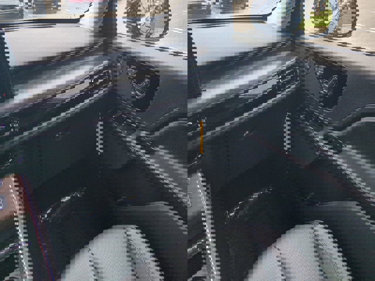 Certified 2025 Lincoln Aviator Reserve w/ Illumination Package image 17