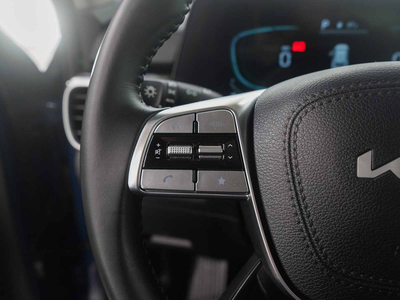 Used 2023 Kia Telluride S w/ S Sunroof Package image 19