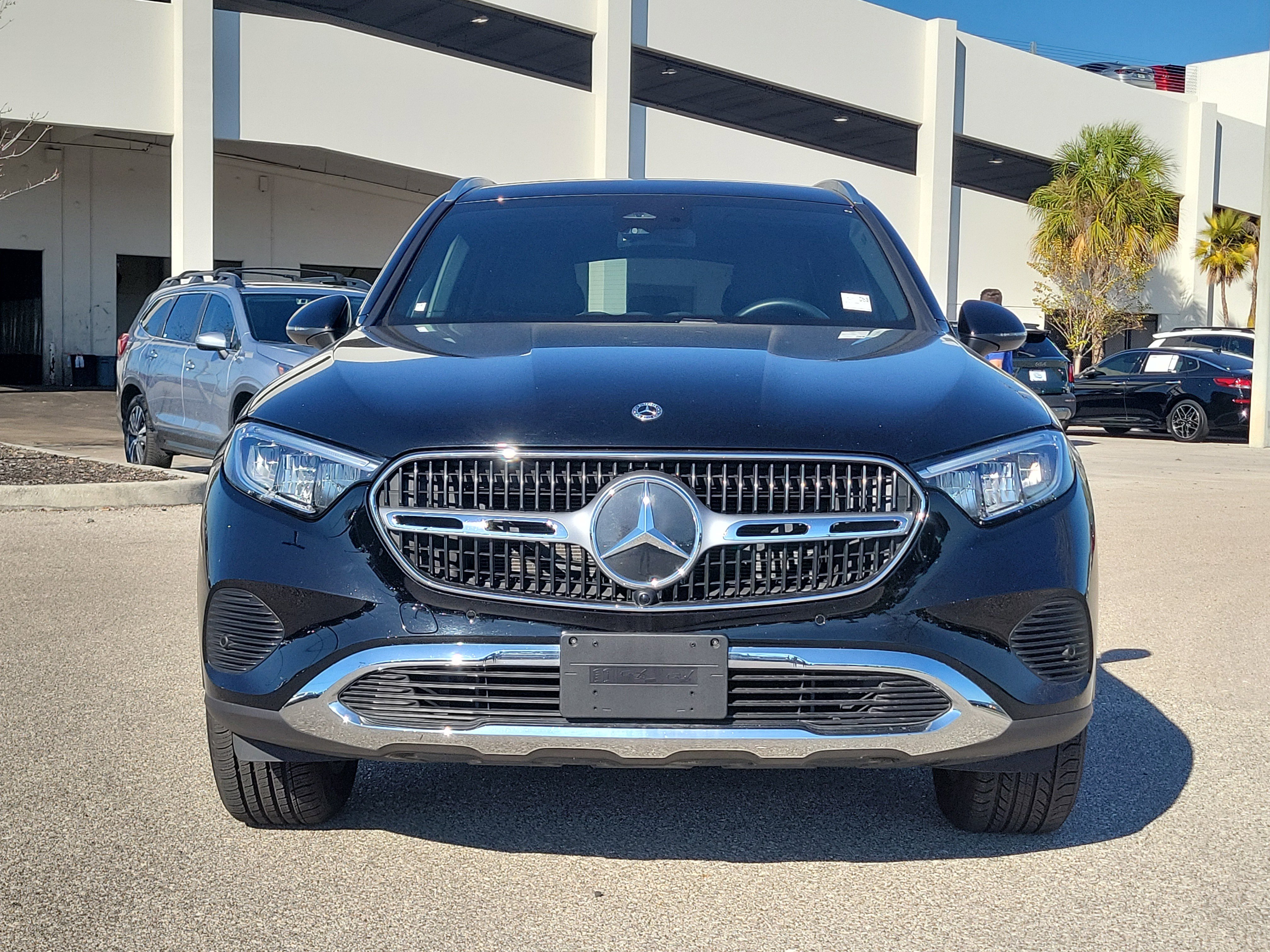 Used 2024 Mercedes-Benz GLC 300 w/ Winter Package video 2