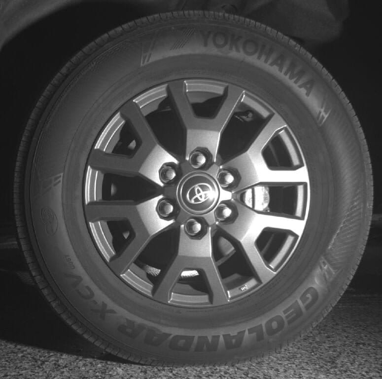 Used 2025 Toyota 4Runner SR5 AWD/4WD image 9