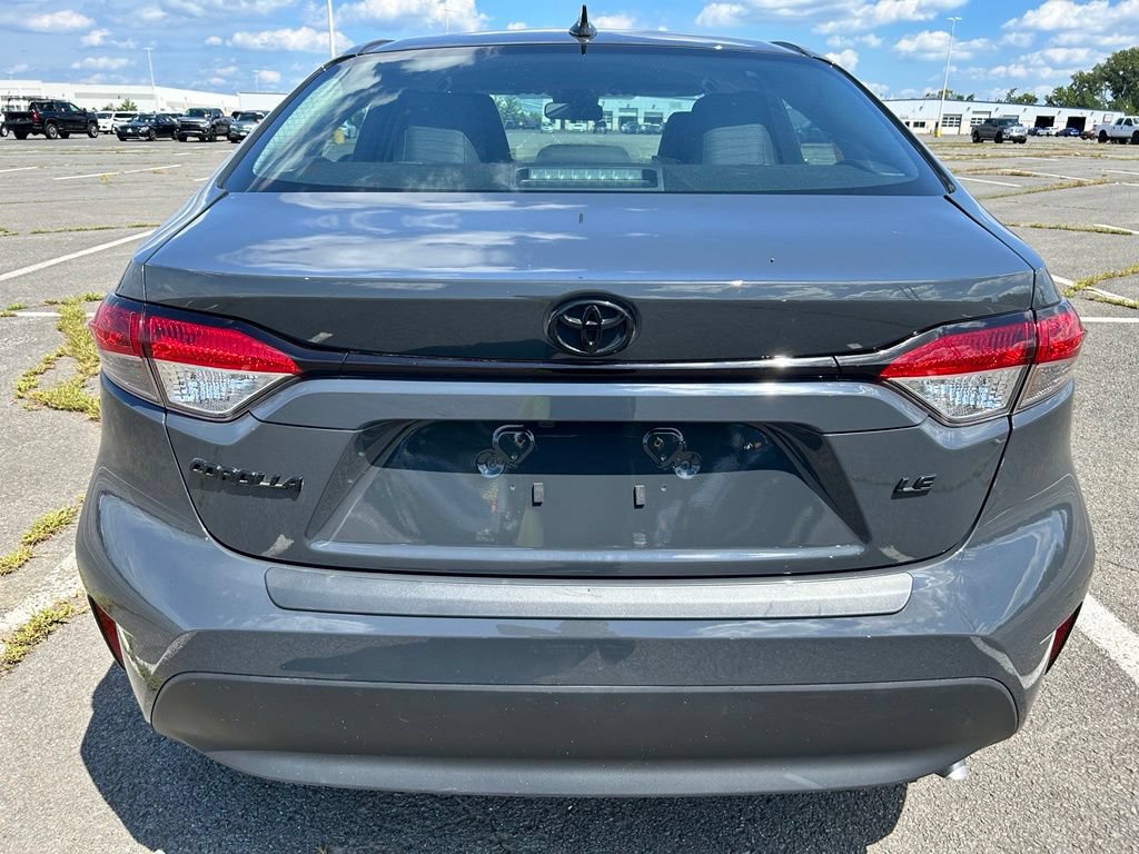 Used 2025 Toyota Corolla LE FWD image 7