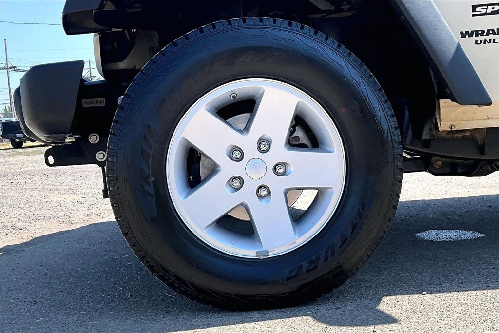 Used 2011 Jeep Wrangler Unlimited Sport AWD/4WD image 12