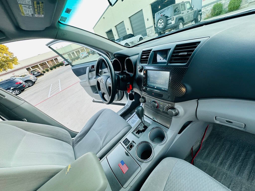 Used 2009 Toyota Highlander 2WD image 25