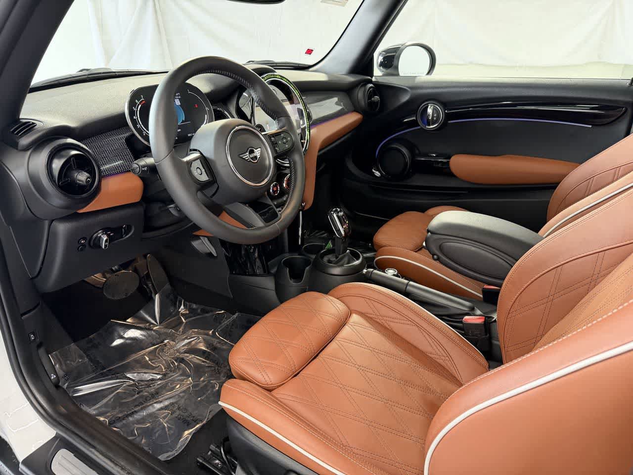 Used 2023 MINI Cooper S w/ Signature Upholstery Package image 9
