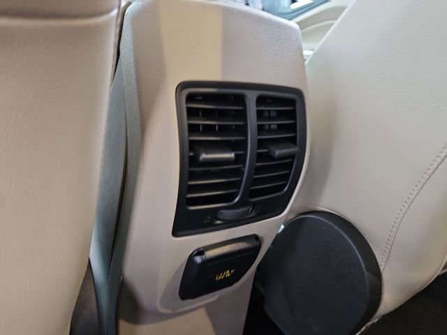 Used 2018 Ford Escape Titanium w/ Ford Safe & Smart Package image 15