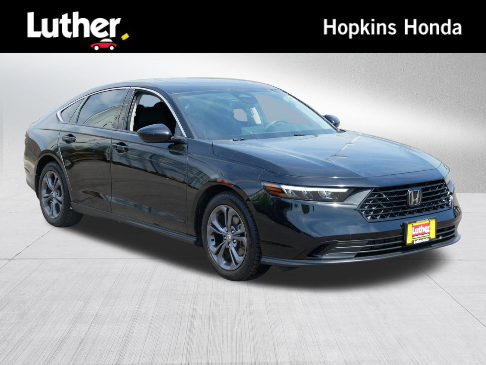 Certified 2023 Honda Accord EX image 1
