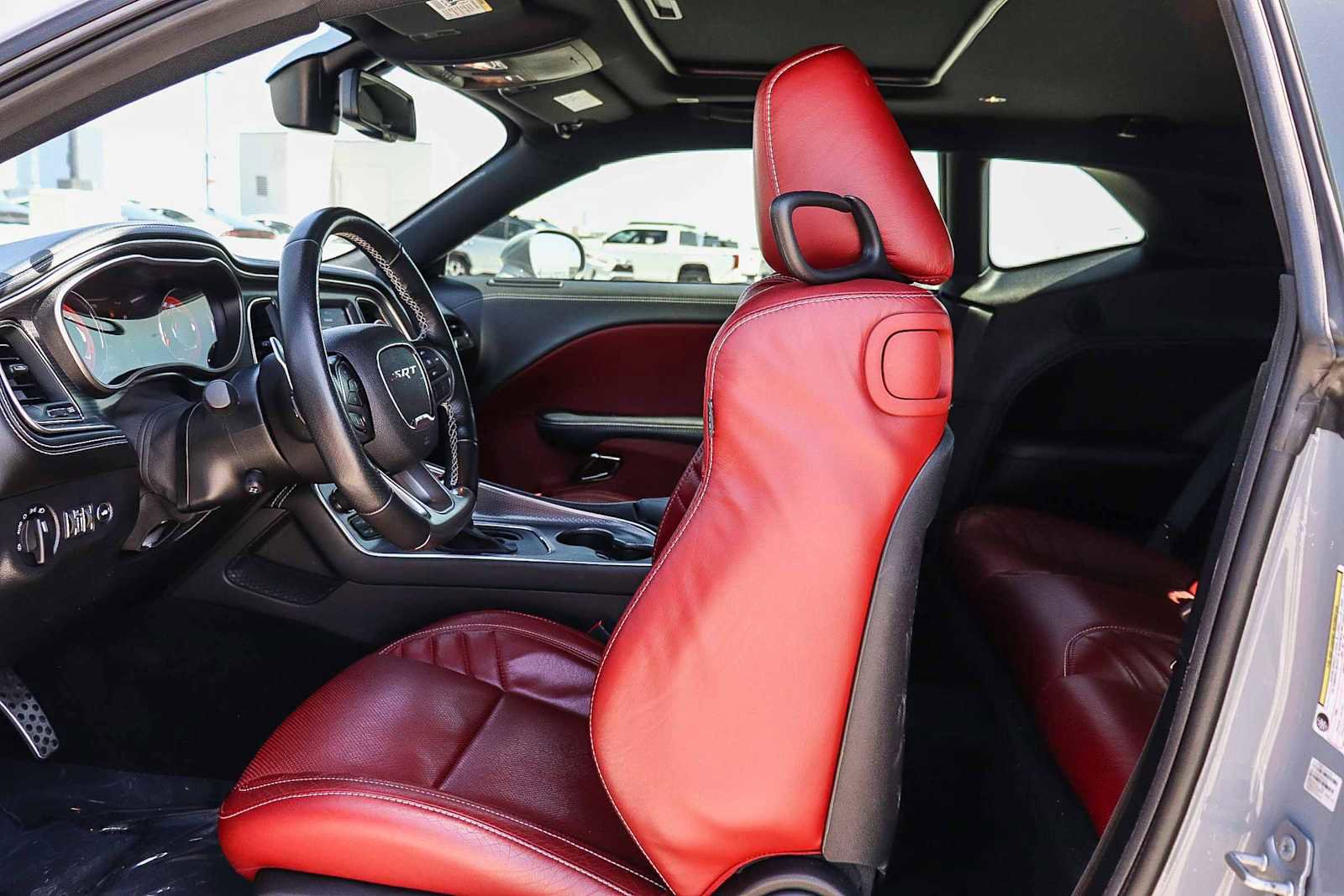 Used 2022 Dodge Challenger SRT Hellcat w/ Plus Package RWD image 19