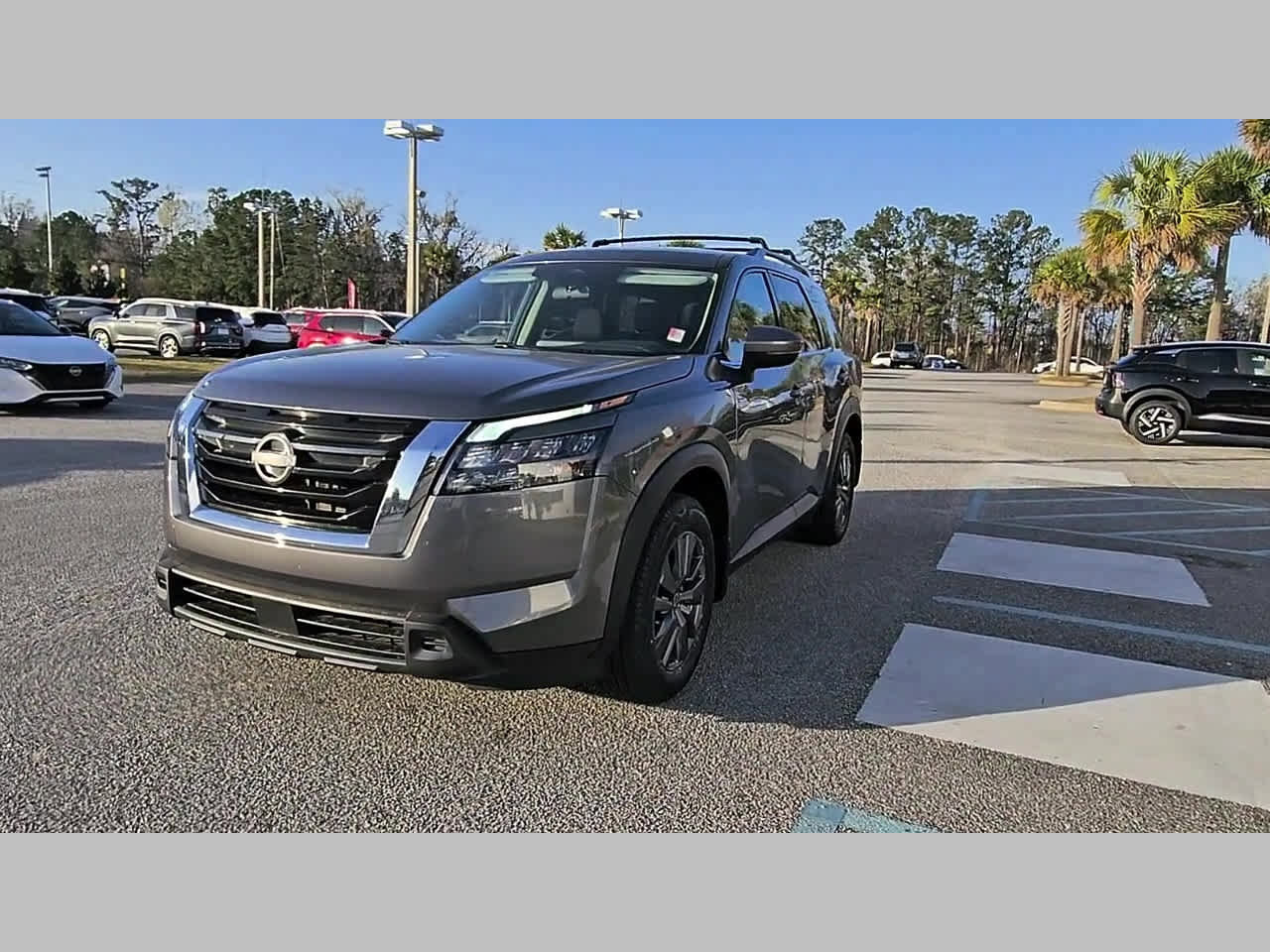 Used 2024 Nissan Pathfinder SV w/ Cargo Package image 20