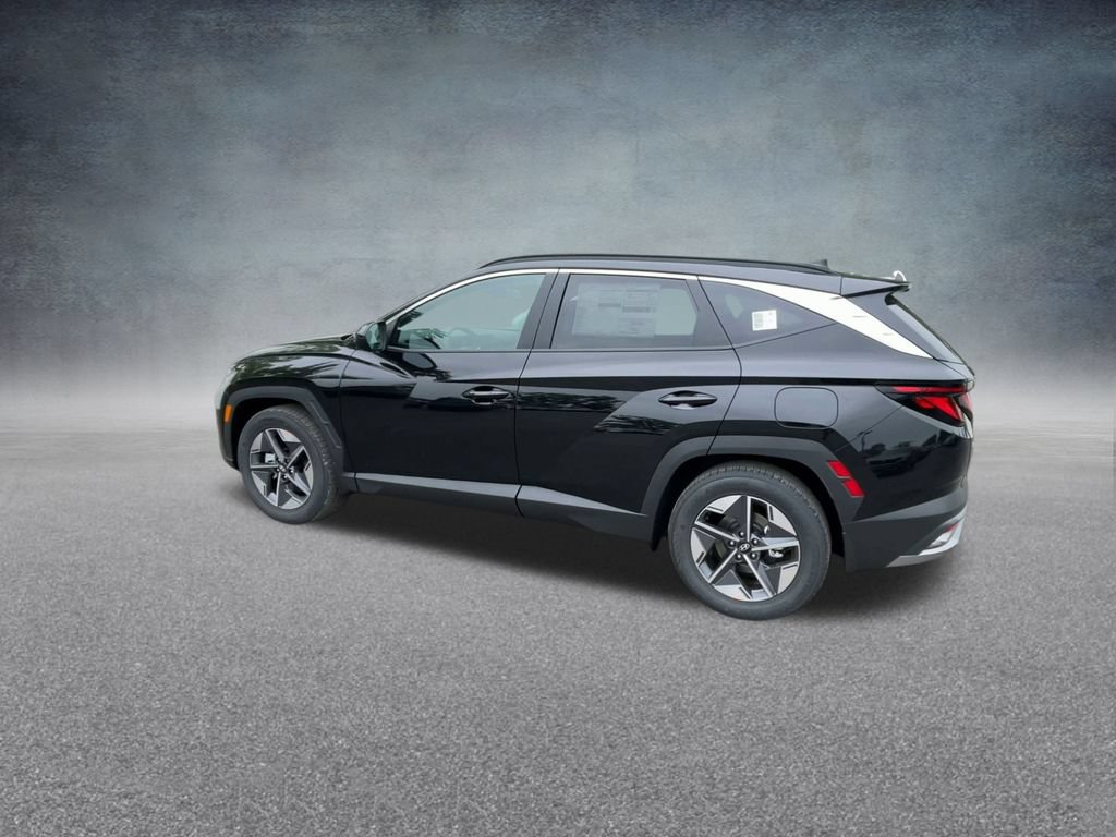 Used 2025 Hyundai Tucson SEL FWD image 16