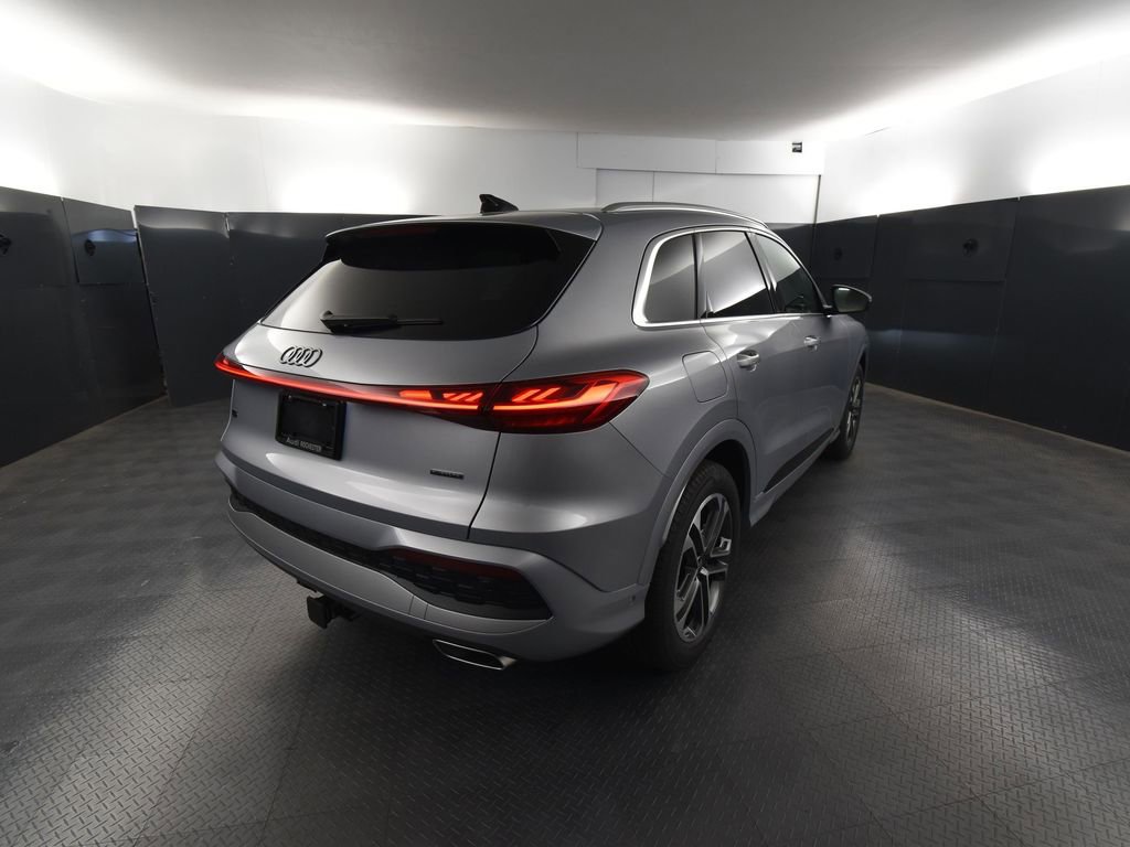 New 2025 Audi Q5 Prestige image 5