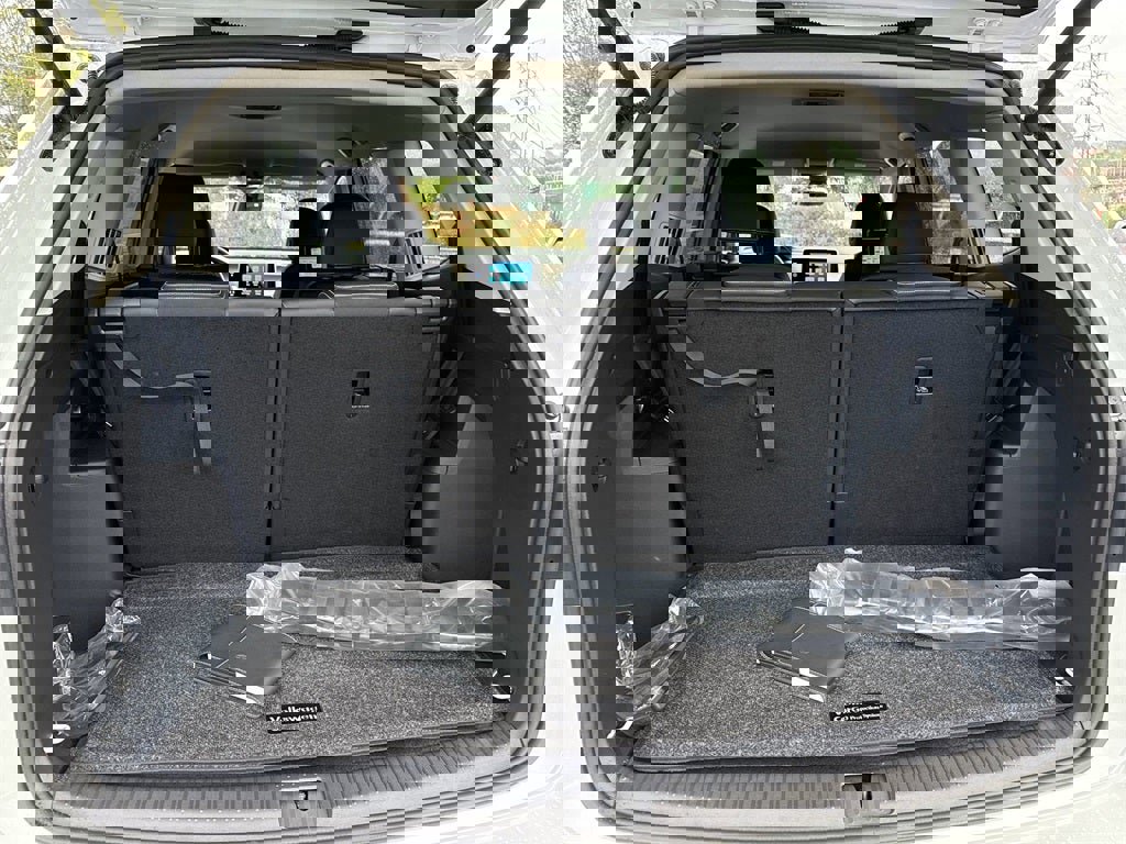 New 2026 Volkswagen Atlas SE image 46