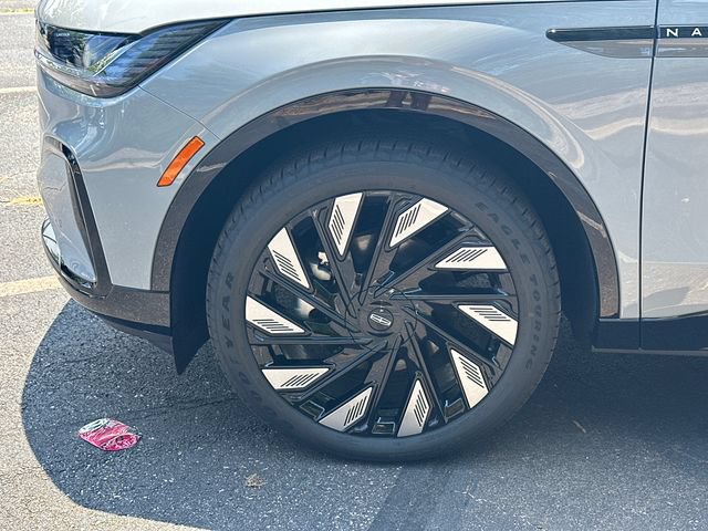New 2026 Lincoln Nautilus Reserve AWD/4WD image 11