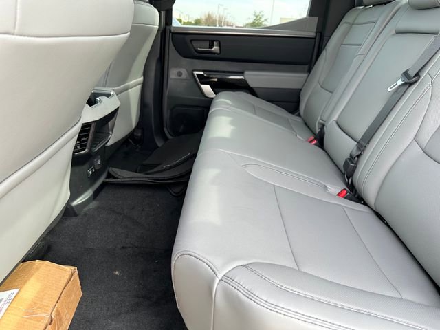 Used 2026 Toyota Tundra Limited w/ Power Package image 27