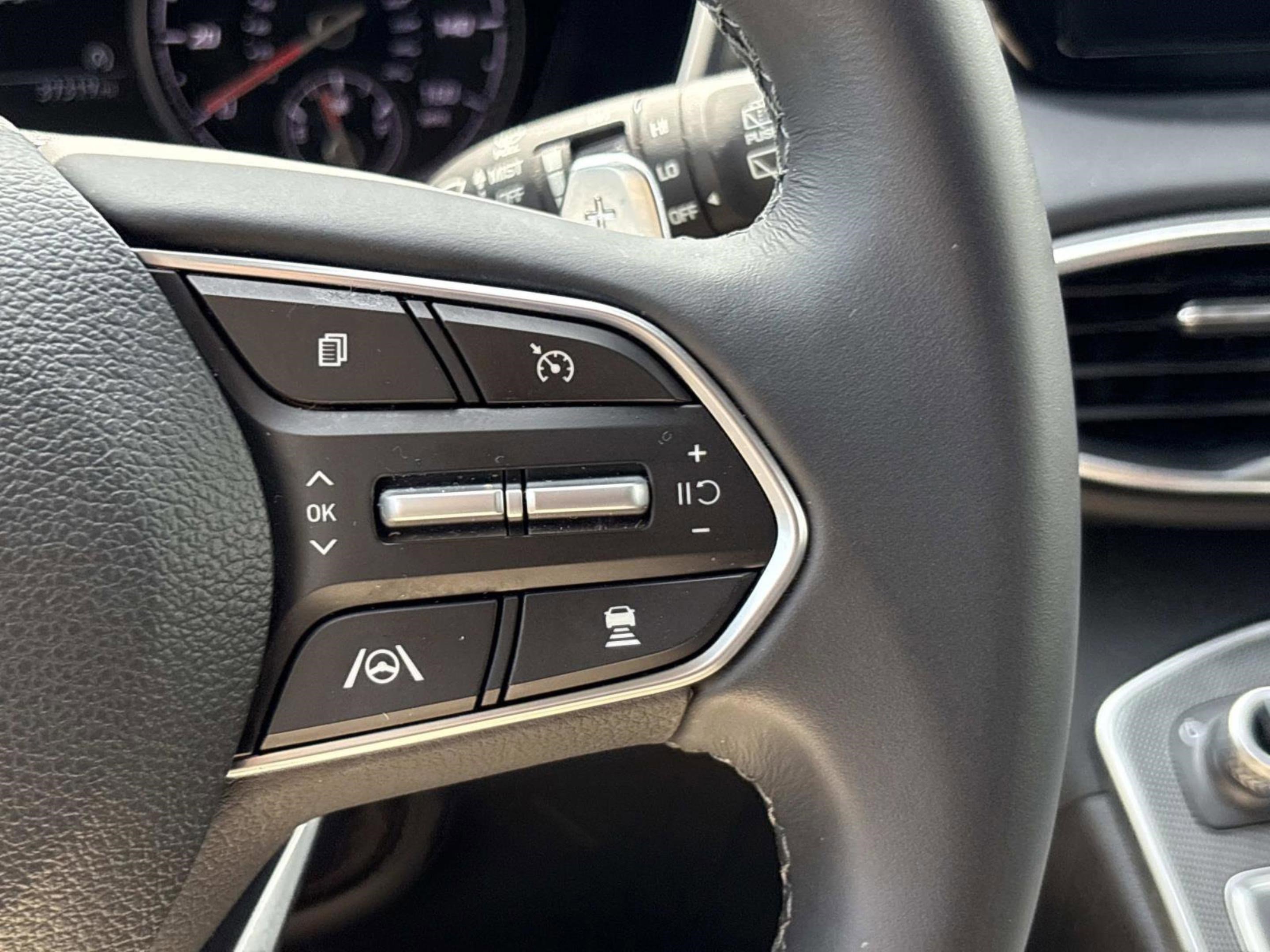 Used 2023 Hyundai Santa Fe SEL image 29