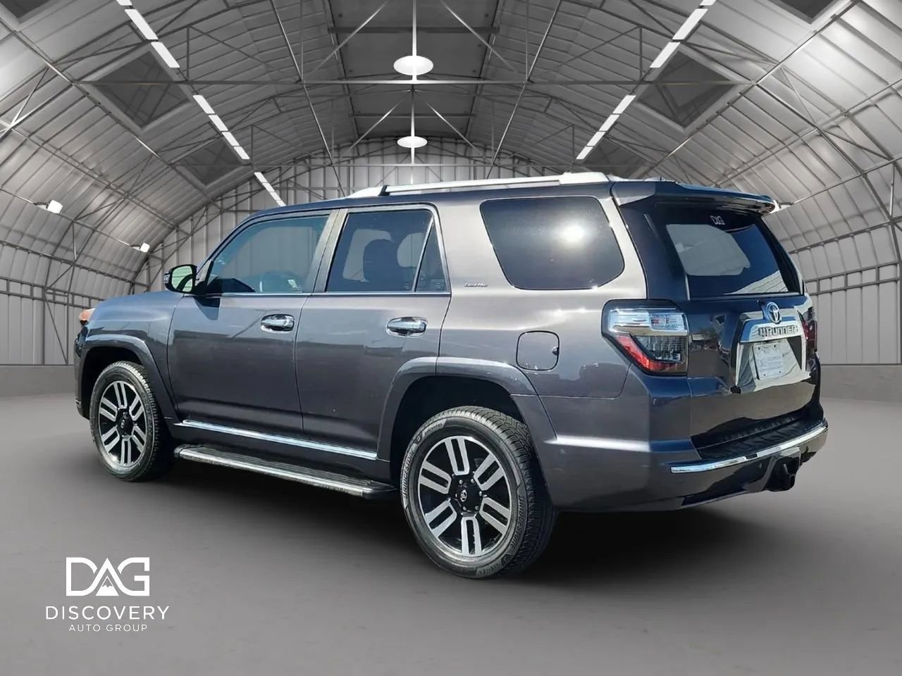 Used 2019 Toyota 4Runner Limited AWD/4WD image 5