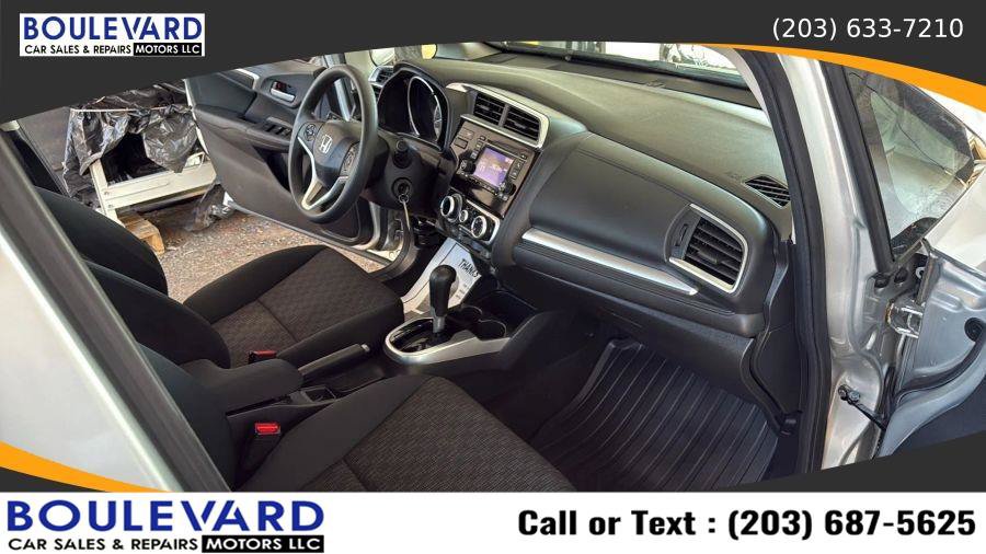 Used 2015 Honda Fit LX image 38