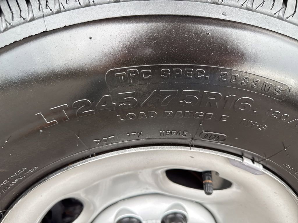 Used 2024 Chevrolet Express 2500 Work Van w/ Driver Convenience Package image 29