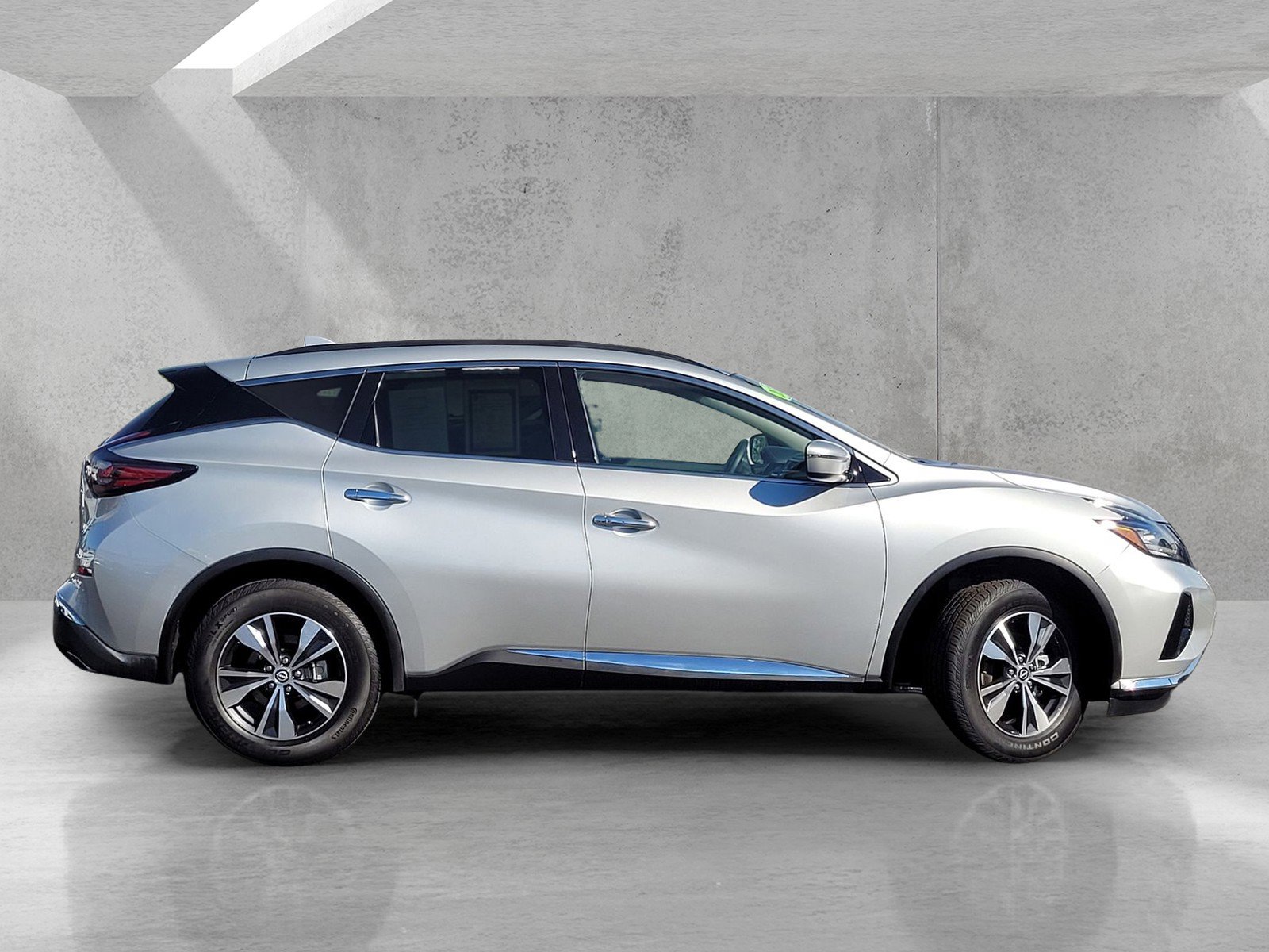 Used 2024 Nissan Murano SV image 3