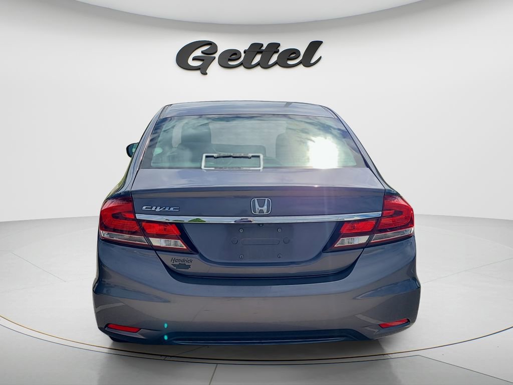 Used 2015 Honda Civic SE image 4